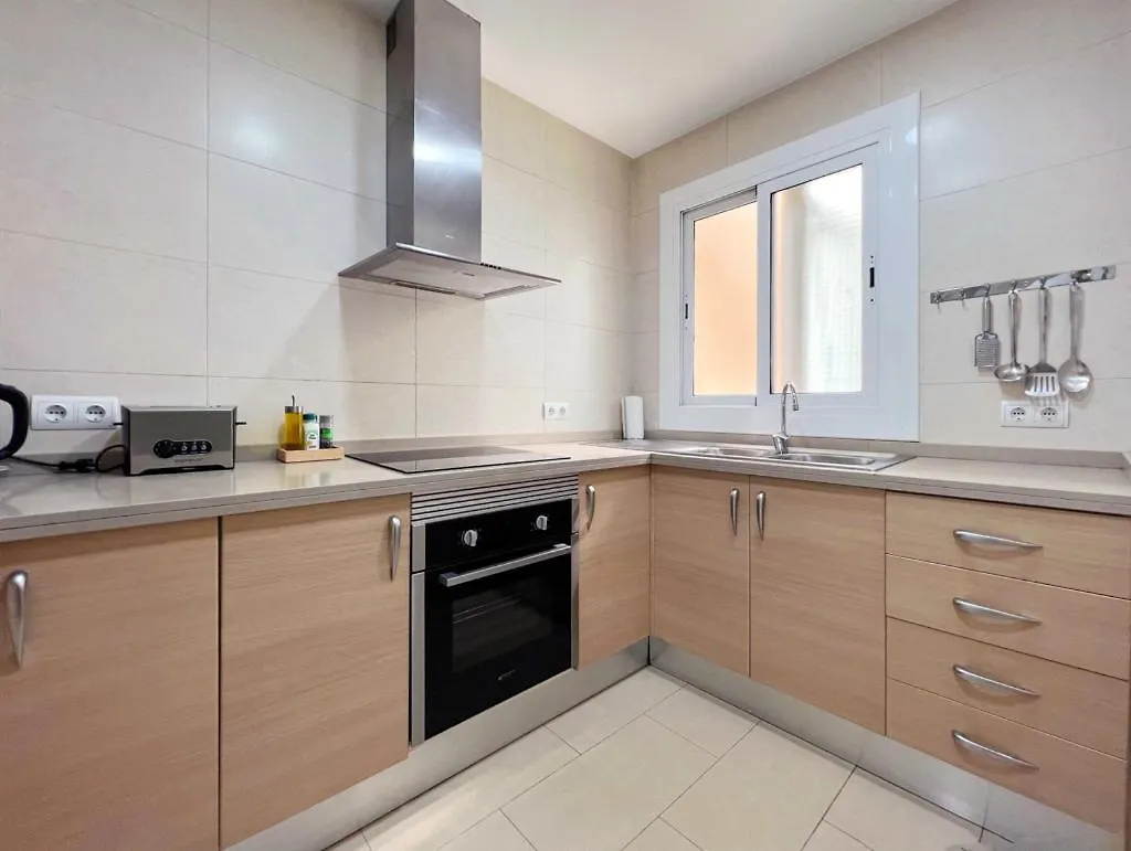 ברצלונה Stay U-Nique Apartment Gran Via V 0*,  ספרד